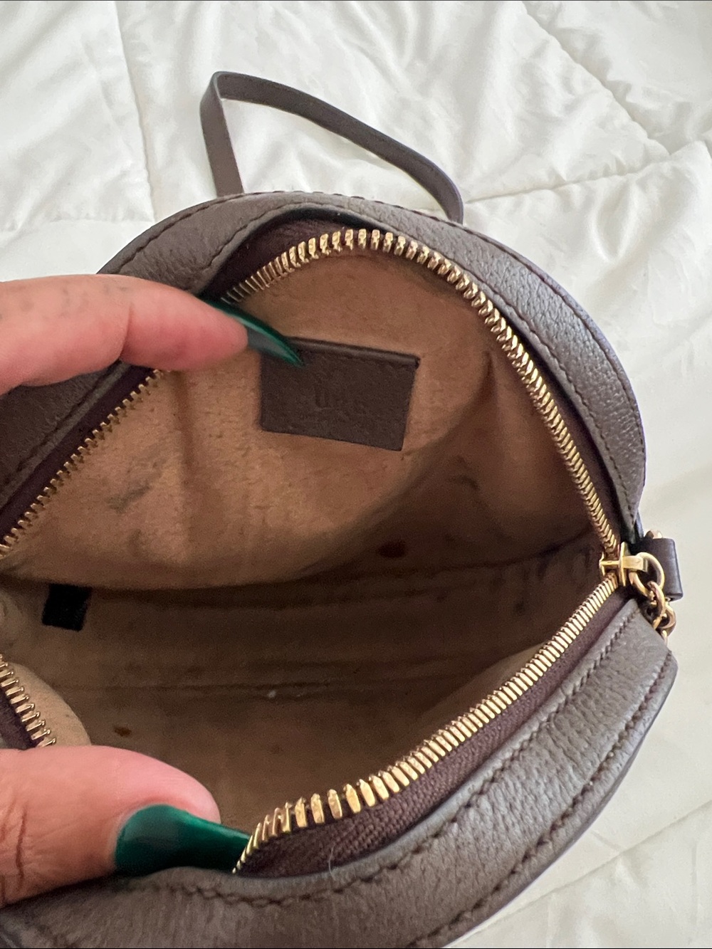 Gucci Brown GG Canvas Round Crossbody with Green-Red Web Stripe - Picture 3 of 4